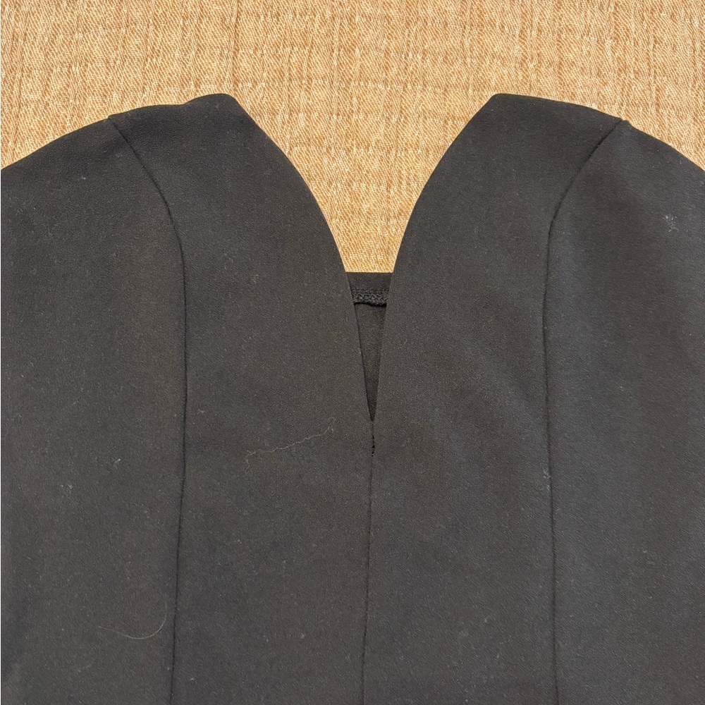 These Three Boutique Black V Neck Bodysuit - Picture 4 of 5